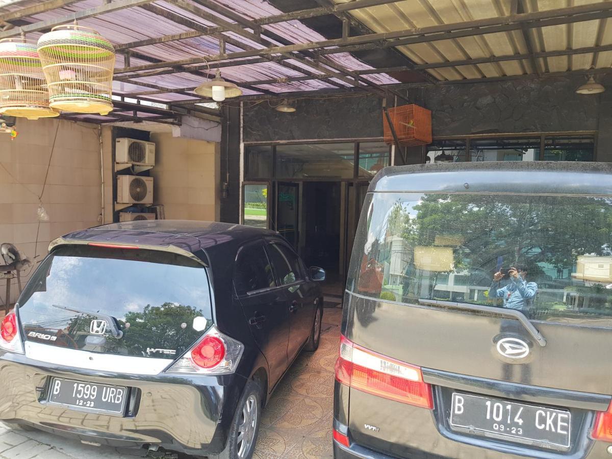 Hotel Alifah 1 Syariah Rawabokor Dua Екстериор снимка