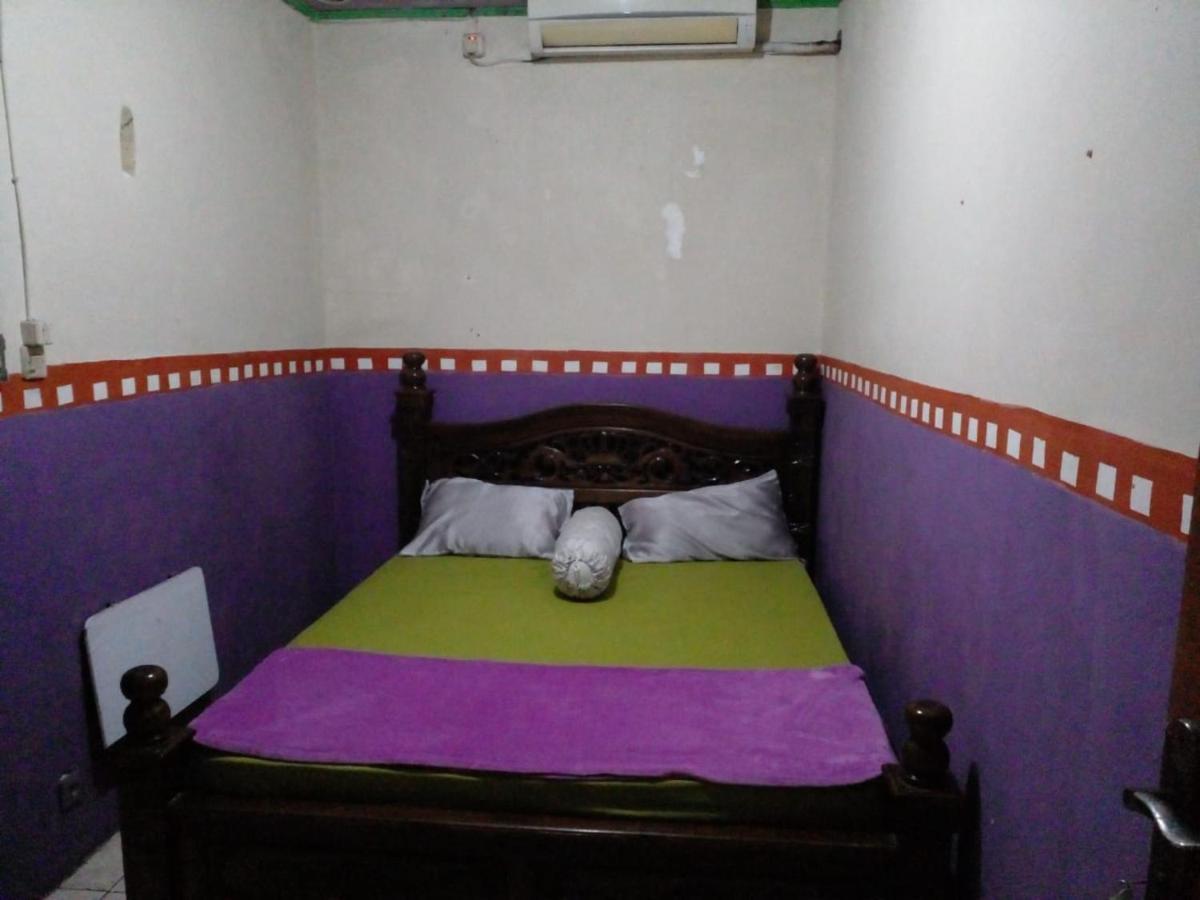 Hotel Alifah 1 Syariah Rawabokor Dua Екстериор снимка