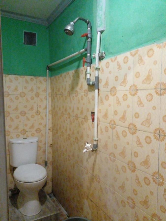 Hotel Alifah 1 Syariah Rawabokor Dua Екстериор снимка